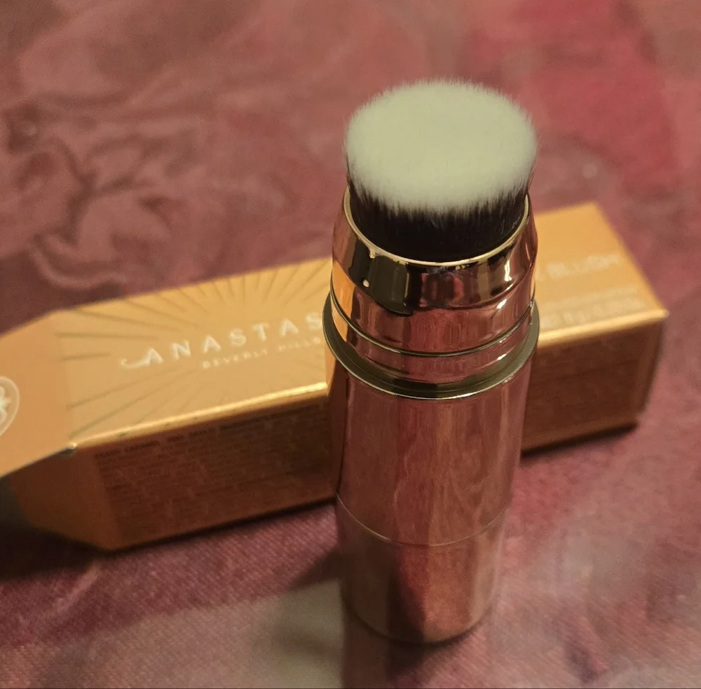 Anastasia Beverly Hills Cream Stick Blush with Applicator (Shade: Peachy Keen)